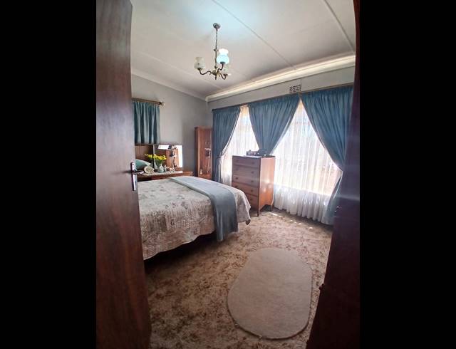 3 BEDROOM HOUSE FOR SALE IN CASSELDALE